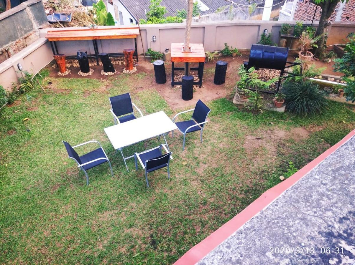 Don'S Lounge & Villa Kandy Luaran gambar